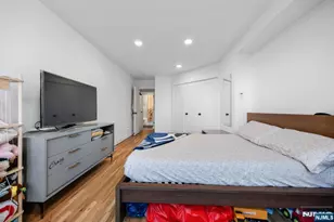 205 10th Street 6X, Jersey City, NJ 07302 - Photo 20
