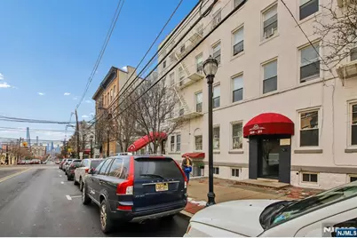 209-211 48th Street D3/403 #D3/403, Union City, NJ 07087 - Photo 10