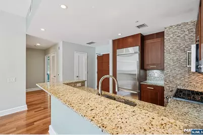 8100 River Road 210 #210, North Bergen, NJ 07047 - Photo 4