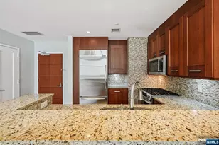 8100 River Road 210, North Bergen, NJ 07047 - Photo 4