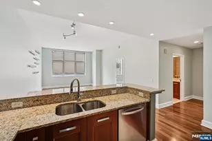 8100 River Road 210A, North Bergen, NJ 07047 - Photo 14