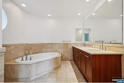 8100 River Road 210 #210, North Bergen, NJ 07047 - Photo 26