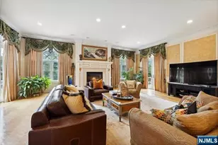 31 Marie Major Dr, Alpine, NJ 07620 - Photo 6