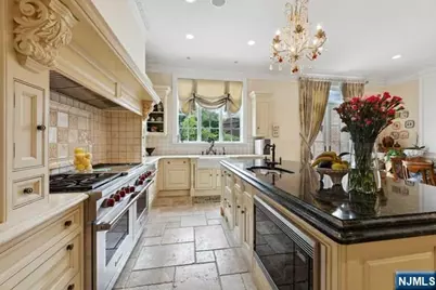 31 Marie Major Drive, Alpine, NJ 07620 - Photo 18