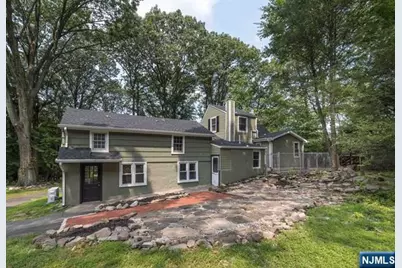 496 Manchester Avenue, North Haledon, NJ 07508 - Photo 22