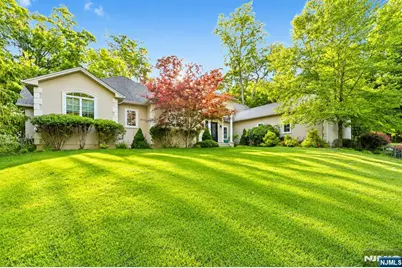 41 Wildwood Road, Saddle River, NJ 07458 - Photo 4