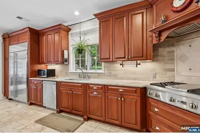 41 Wildwood Road, Saddle River, NJ 07458 - Photo 14