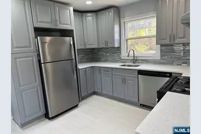 2 Brady Street, Waldwick, NJ 07463 - Photo 4