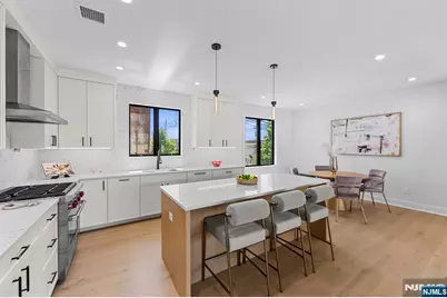401 A Grand Avenue A #A, Leonia, NJ 07605 - Photo 22