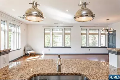 2224 Riverview Avenue, Englewood, NJ 07631 - Photo 10