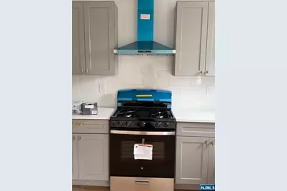 170 18th Street, East Orange, NJ 07017 - Photo 10