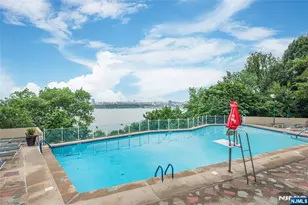 3 Horizon 1007, Fort Lee, NJ 07024 - Photo 22