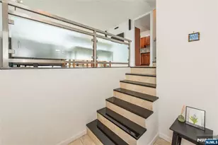 3 Horizon 1007, Fort Lee, NJ 07024 - Photo 2