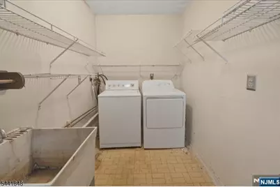 28 Amherst, Wayne, NJ 07470 - Photo 18