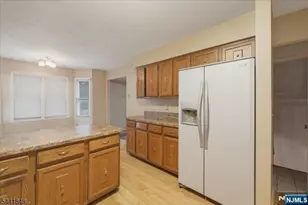 28 Amherst, Wayne, NJ 07470 - Photo 8