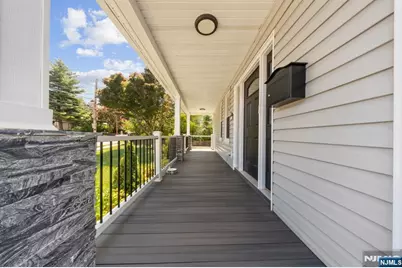 252 Passaic Avenue, Hasbrouck Heights, NJ 07604 - Photo 4