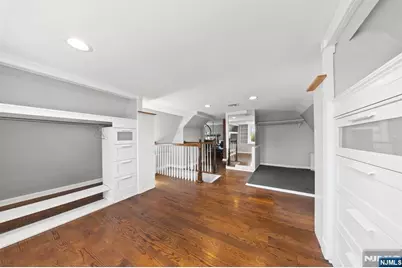 252 Passaic Avenue, Hasbrouck Heights, NJ 07604 - Photo 16