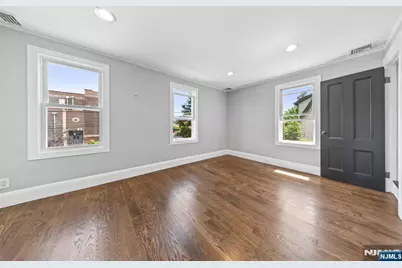 252 Passaic Avenue, Hasbrouck Heights, NJ 07604 - Photo 12