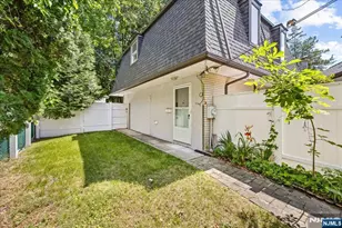 1 Ranch Ct, Saddle Brook Township, NJ 07663 - Photo 12