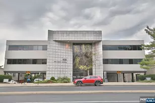 605 Broad Ave 204, Ridgefield, NJ 07657 - Photo 1