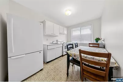 171 Madeline Avenue, Clifton, NJ 07011 - Photo 14