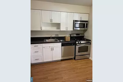 255 Piermont Road 255-18 #255-18, Cresskill, NJ 07626 - Photo 8