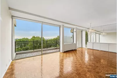 4 Horizon Road # G18, Fort Lee, NJ 07024 - Photo 16