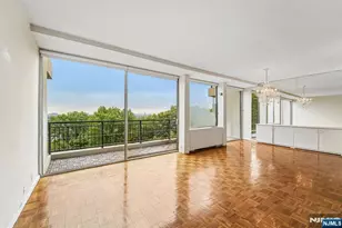 4 Horizon Rd, Fort Lee, NJ 07024 - Photo 16