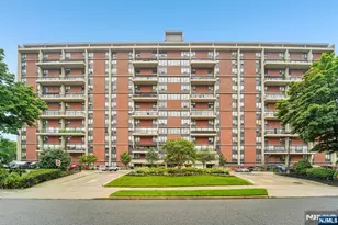 4 Horizon Rd, Fort Lee, NJ 07024 - Photo 38