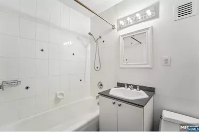 4 Horizon Road # G18, Fort Lee, NJ 07024 - Photo 30