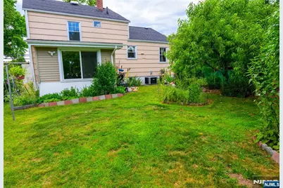765 Grove Street, Rahway, NJ 07065 - Photo 28