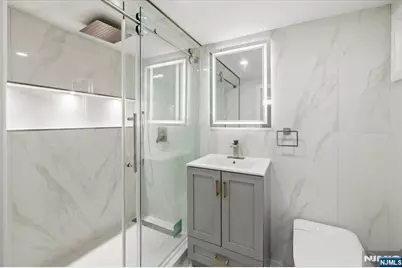 101 Pershing Road, Englewood Cliffs, NJ 07632 - Photo 24