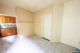 131 S 8th Street 2, Newark, NJ 07107 - Photo 6