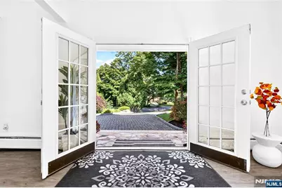 14 James Brite Circle, Mahwah, NJ 07430 - Photo 6