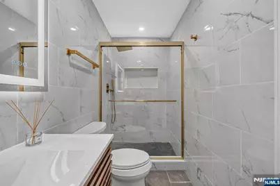 340 Northwood Way, Palisades Park, NJ 07650 - Photo 10