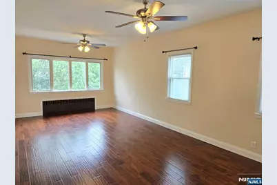 158 Knapp Avenue 2 #2, Clifton, NJ 07011 - Photo 2