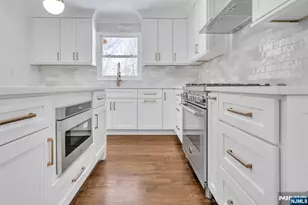 853 Shadow Ridge Rd, Franklin Lakes, NJ 07417 - Photo 12