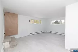 287 Atlantic Dr, Parsippany, NJ 07054 - Photo 34