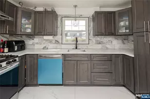 287 Atlantic Dr, Parsippany, NJ 07054 - Photo 12
