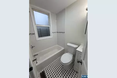 101 Hedden Terrace 1 #1, Newark, NJ 07108 - Photo 4
