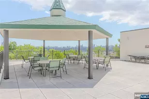 250 Gorge 21E, Cliffside Park, NJ 07010 - Photo 38