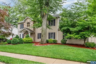 1025 Maple Drive, New Milford, NJ 07646 - Photo 2