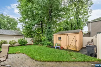 1025 Maple Drive, New Milford, NJ 07646 - Photo 48