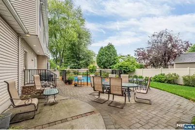 1025 Maple Drive, New Milford, NJ 07646 - Photo 46