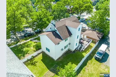 15 Pierrepont Avenue, Rutherford, NJ 07070 - Photo 40