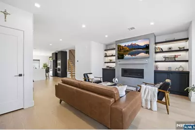256A 7th Street, Palisades Park, NJ 07650 - Photo 2