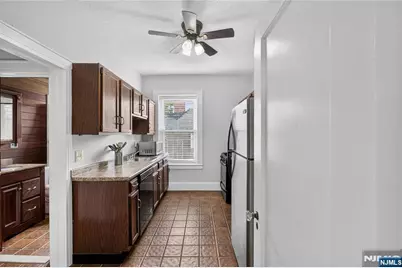16 Forest Street 302 #302, Montclair, NJ 07042 - Photo 18