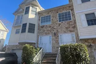 30 Belle Oak Ln, Belleville, NJ 07109 - Photo 1