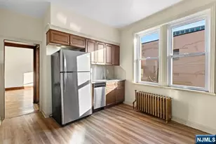 731B Anderson Ave 2, Cliffside Park, NJ 07010 - Photo 10