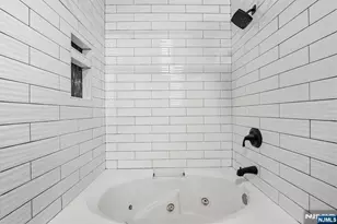 242 The Promenade 242, Edgewater, NJ 07020 - Photo 22